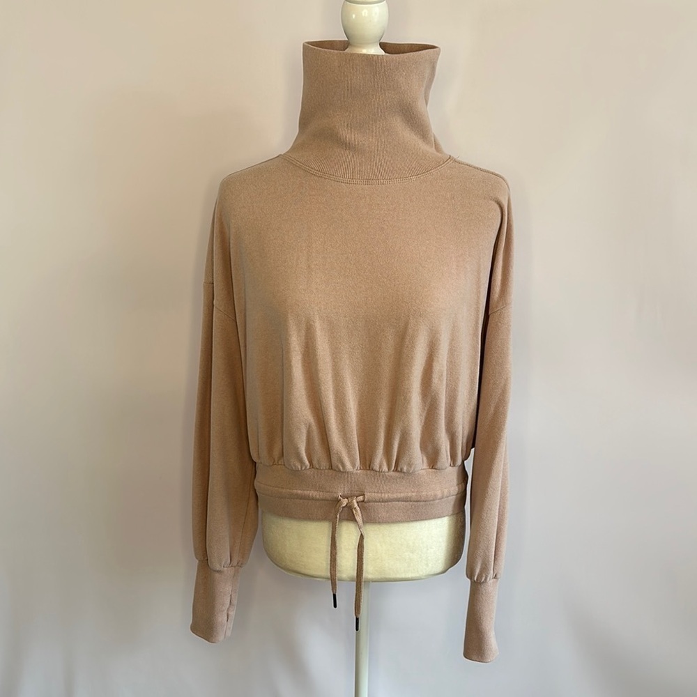 Sweaty Betty Funnel Neck Cropped Sweatshirt